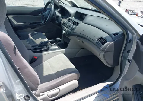 2008 Honda Accord 2.4 Lx из США, поврежденный, VIN 1HGCP263X8A137931